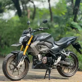 HONDA CB150R BLACK 2022 KM 2K PAJAK HIDUP SIAP GAS