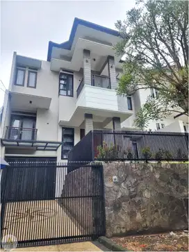 Rumah Mewah Dan Bagus Setiabudi Regency Full Furnished Harga Nego