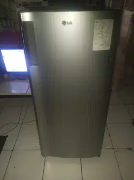 kulkas 1 pintu merk LG