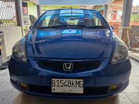 Honda FIT 1.5 Cbu sunroof ( langka )