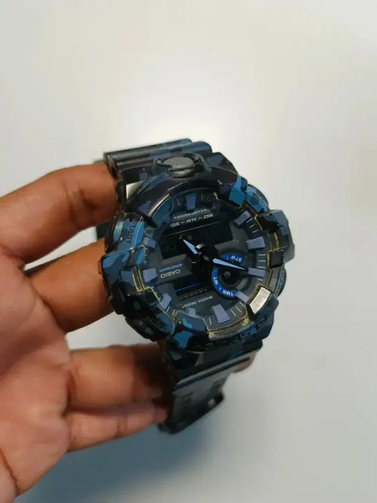 Jam Tangan Gshock GA 700CM 2A