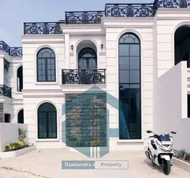 TERMURAH! Rumah 2 Lantai dan Rooftop Nempel Jakarta Timur dan LRT