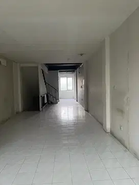 Dijual  Ruko cipinang Turun harga siap pakai, siapa cepat dia dapat