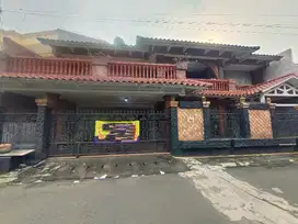 Rumah Besar Ditebet Timur Bebas Banjir Akses Lebar