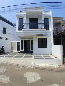 SUPER MUrah !! Rumah siap huni dalam cluster di jl sadar ciganjur
