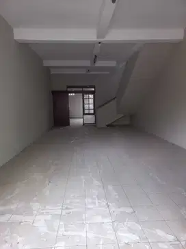 Dijual Ruko Siap Pakai Strategis Di Taman Kopo Indah 3