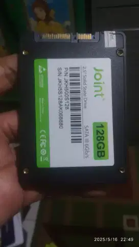 Ssd Sudah termasuk windows 10  buat laptop / komputer