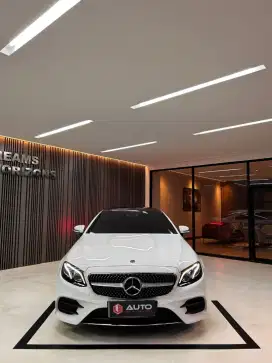 MERCEDES BENZ E300 COUPE AMG AT 2018 LIKE NEW