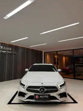 MERCEDES BENZ CLS350 AMG 2018 LIKE NEW