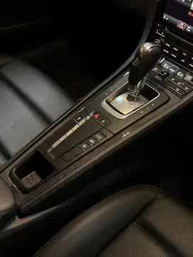 Porsche 718 2022 Bensin