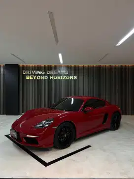 PORSCHE 718 CAYMAN 2.0 AT 2020 LIKE NEW