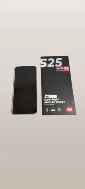 Itel s25 8/256 gb fullset