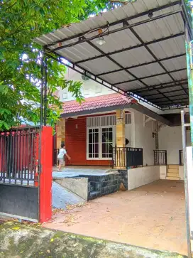 Dijual cepat rumah bawa hoki daerah atas