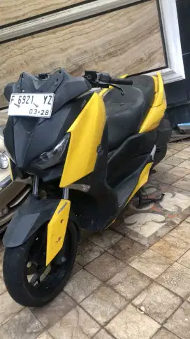 x max 2018 warna kuning negooo