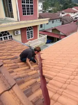 Tukang Genteng Atap Bocor