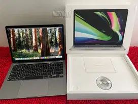 MACBOOK PRO 2022, M2, SSD 512 Gb, CC 1 BH 100