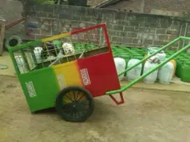 Gerobak sampah pemerintah