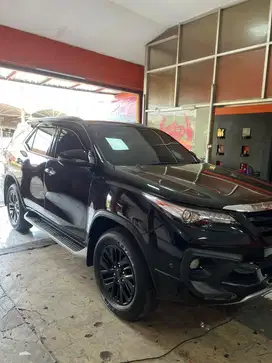 FullVar|| PjkBaru|| fortuner VRZ TRD 2018 (L) asli sangat bagus