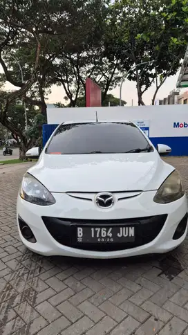 Mazda 2 2012 Bensin