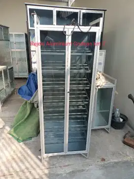 Rak sepatu minimalis