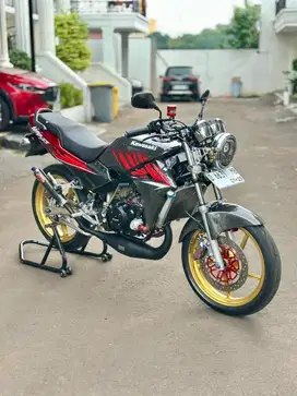 Kawaaaki Ninja SS asli Zebra 2014 restomod hedon