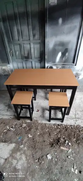 Meja cafe set serbaguna