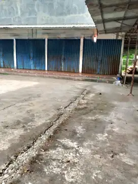 Disewakan Kios Gandeng Murah Pinggir Jalan
