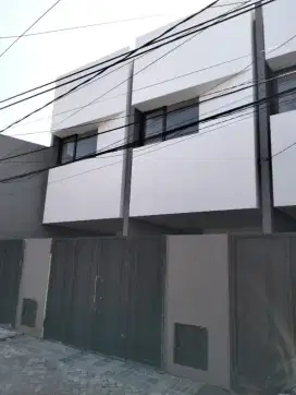 Lebak‼️Jual Rumah Baru Dekat Raya Kenjeran,Pakuwon City