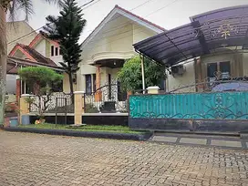Rumah dalam perumahan  dekat  Kantor Gubernur  lampung