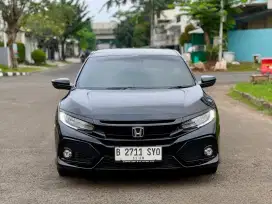 Honda Civic Turbo Hatchback 1.5 At 2018 Hitam metalik [ LOW KM 18rb]