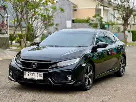 Honda Civic Turbo Hatchback 1.5 At 2018 Hitam metalik [ LOW KM 18rb]