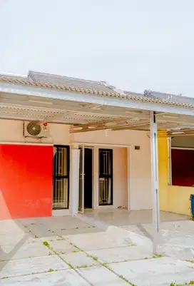 rumah terawat di dramaga cantik
