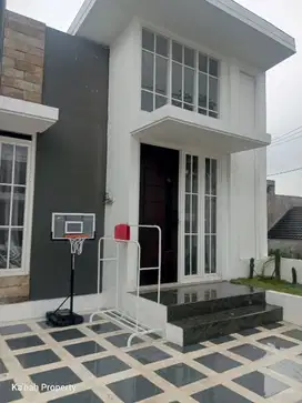 Dikontrakkan Full Furniture Rumah Villa Dau Samping Pondok Thursina