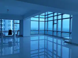LA RIZ MANSION PRIVATE LIFT UNIT HIGH CEILING INTERLOCK
