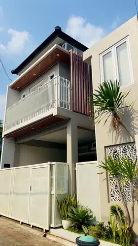 Dijual Cepat Rumah Bagus 2 Lantai Pakis dekat Bandara dan Exit Tol