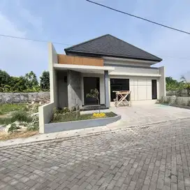 Rumah ready gress modern minimalis dalam cluster klodran