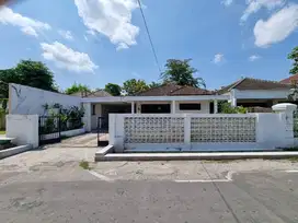 Bu Rumah Murah Hitung Tanah Strategis Gajahan Colomadu