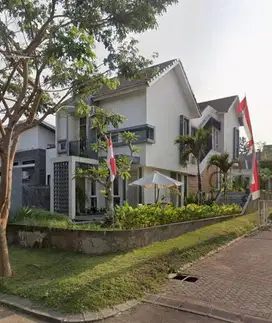 RUMAH 2 LANTAI SEMI FURNISHED BLOK DEPAN PERUMAHAN BERNADY LAND SLAWU
