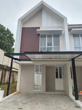Dijual rumah 2 lantai hook + rooftop baru di Duo - Talaga Bestari