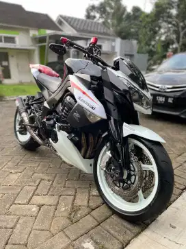 Kawasaki z1000 SE 2013 FP, modif banyak, full mulus, no PR, siap gas