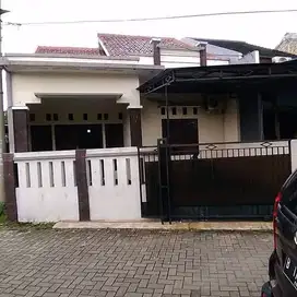 Rumah Graha Raya Dekat Alam Sutera di Bawah 1 Milliar Siap Huni!