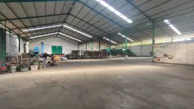 Disewakan Gudang beserta Tanah Kosong di Ir.Sutami