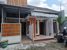 Rumah Modern Cluster Siap Huni Gedongan Colomadu