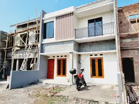 Rumah Cantik 2 Lantai Seharga 1 Lantai Di Perum Gedongan
