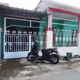 Rumah minimalis nyaman dekat exit tol Klodran