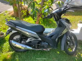 Honda Supra x helm in