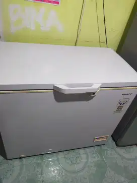 Freezer box shapp 190 L