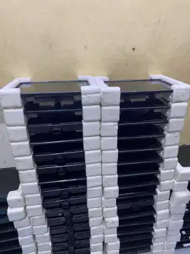 TERIMA JUAL/BELI KOMPUTER BEKAS,SATUAN,LELANGAN,DAN BORONGAN EX KANTOR