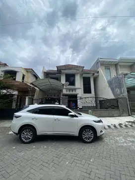 JUAL RUMAH DHARMAHUSADA MAS DEKAT FASUM 2 LANTAI MURAH SHM NEGO