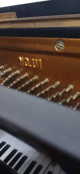 DIJUAL!!! PIANO YAMAHA U1